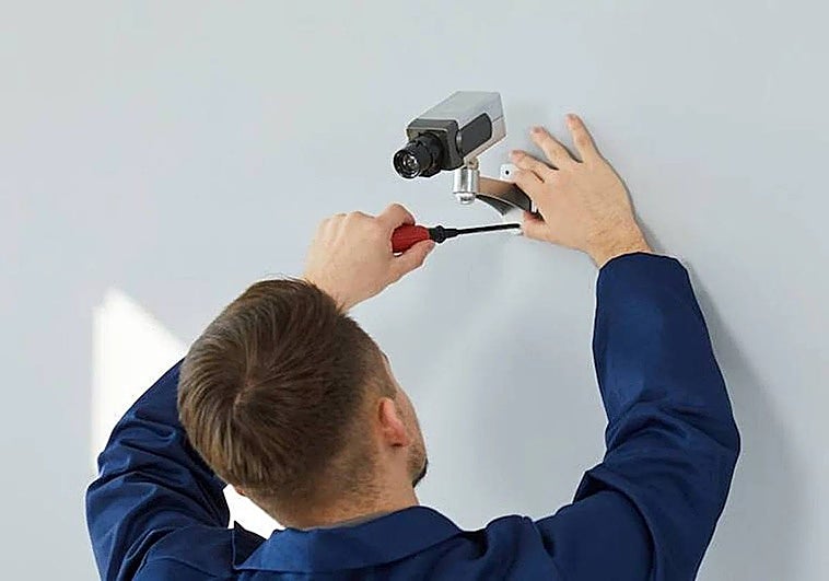 Sanción de 6.000 euros a una empresa por instalar cámaras sin señalizar en la zona de descanso de los trabajadores